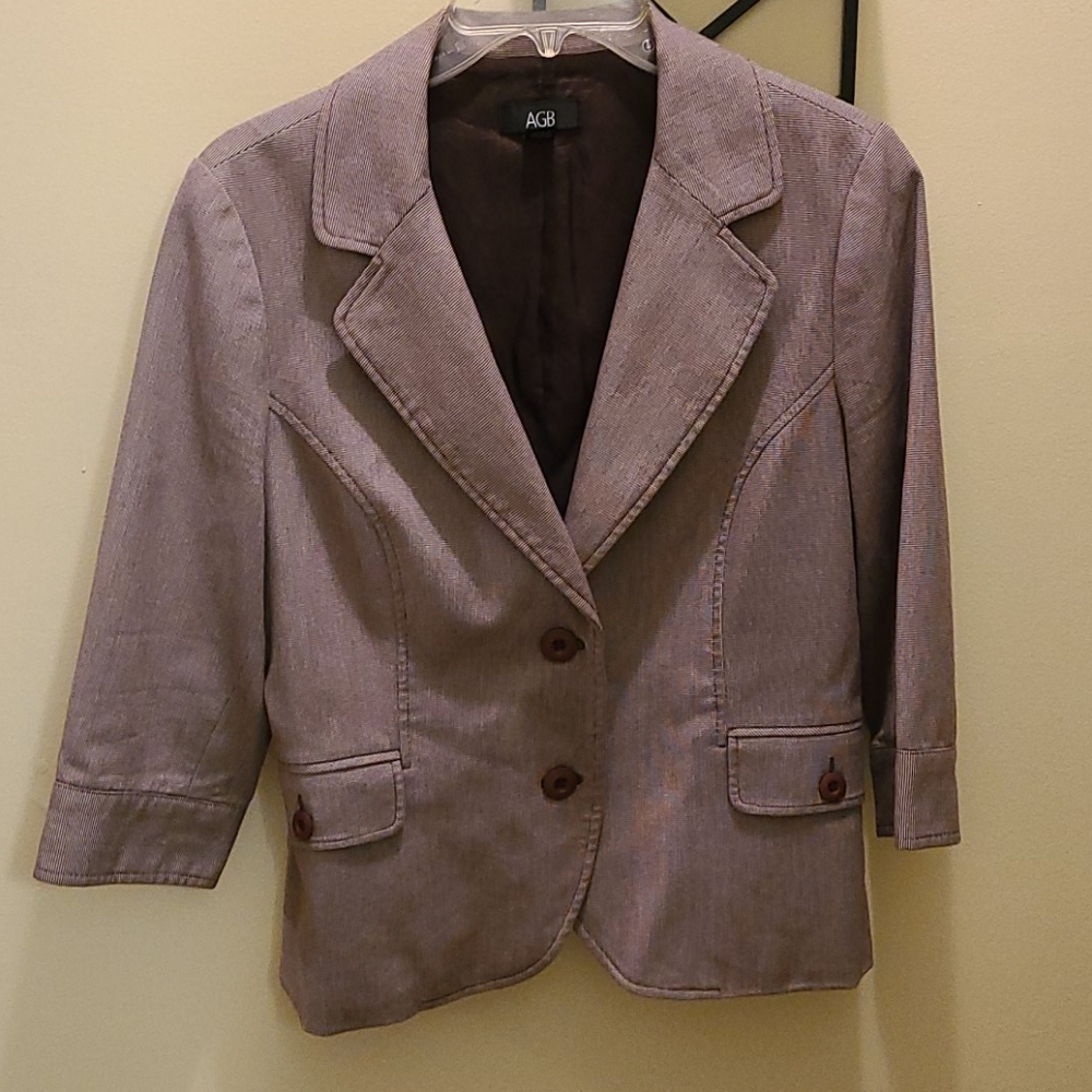 Mid-Sleeve Jacket by AGB